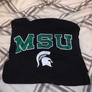MSu graphic tee size xl fits more like an L